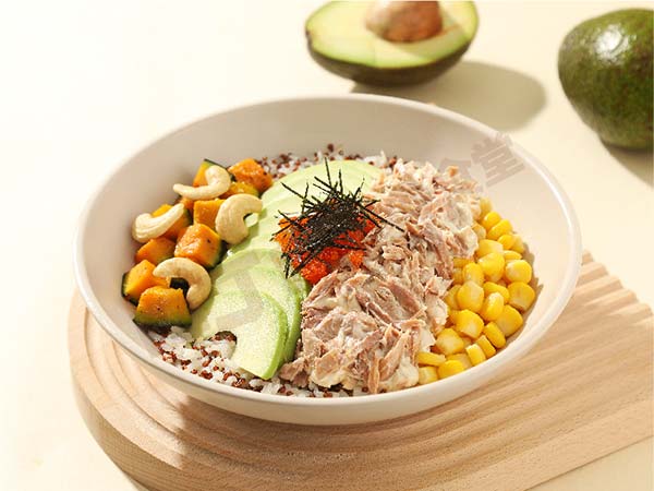 金槍魚(yú)牛油果拌飯